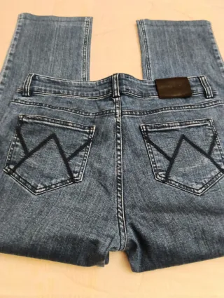 Pantalón tejano Bimba y Lola Talla L