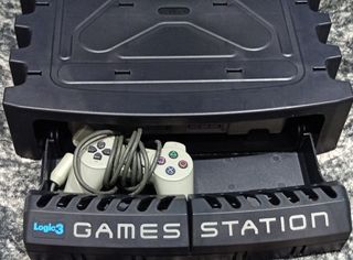 Logic 3 Game Station per PS1