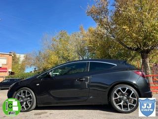 OPEL Astra GTC