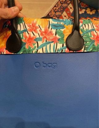Borsa O bag donna blu e fantasia floreale