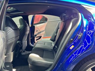 LEXUS ES 2.5 300h F Sport