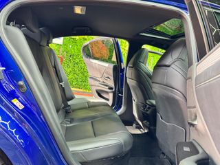 LEXUS ES 2.5 300h F Sport