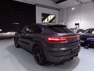 PORSCHE Cayenne Coupé GTS