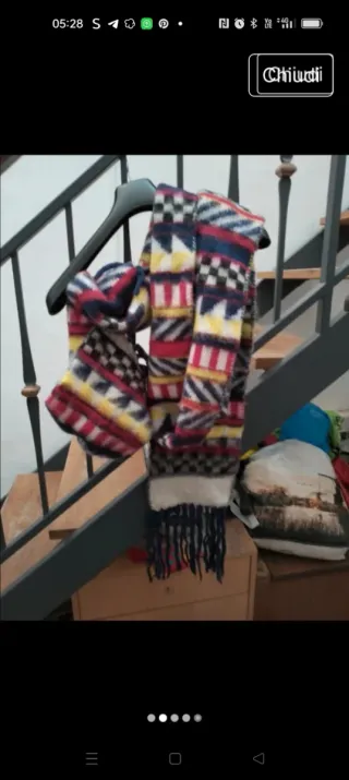 Sciarpa colorata fantasia