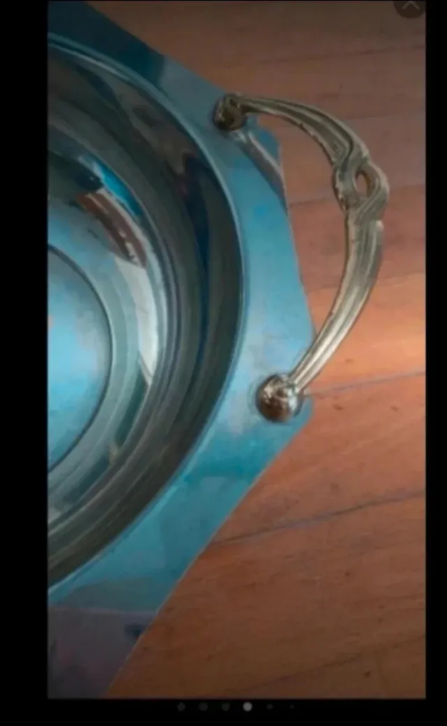 Ciotola in acciaio e oro