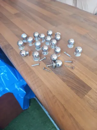 Tiradores blancos para puertas (3 unidades)