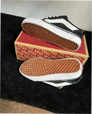 Vans Knu Skool Talla 39