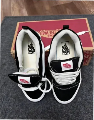 Vans Knu Skool Talla 39