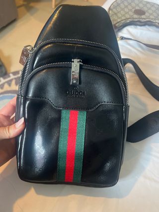 Borsa a tracolla Gucci nera da uomo