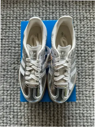Adidas Samba Plata Metálico Cuero Agrietado 38