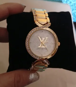 Reloj Louis Vuitton Dorado y Blanco Monogram