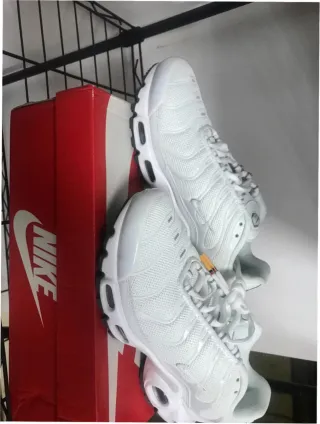 Nike Air Max Plus TN Blancas Talla 44
