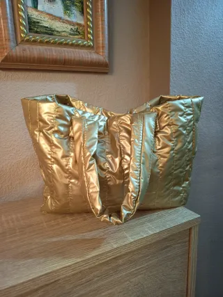 Bolso de mano de diario