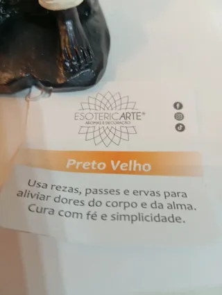 Statuina coppia seduta10 cm preto velho e velha