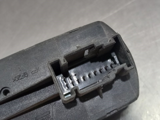 MANDO ELEVALUNAS DELANTERO IZQUIERDO OPEL CORSA D