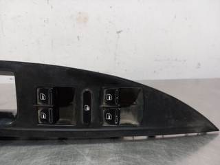 MANDO ELEVALUNAS DELANTERO IZQUIERDO SEAT ALTEA X