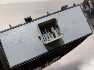 MANDO ELEVALUNAS DELANTERO IZQUIERDO SEAT ALTEA X