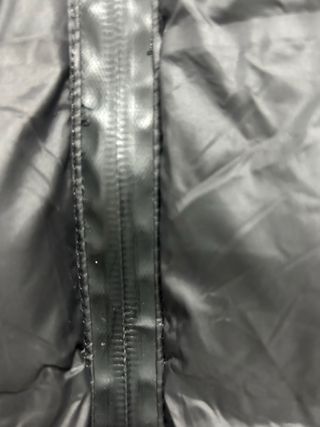 Chaqueta Zara acolchada capucha negra T.M