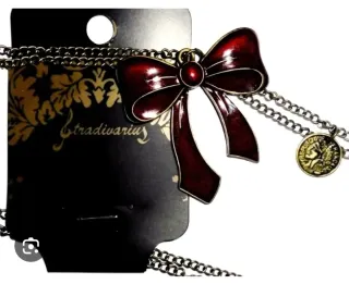 Collar Lazo Rojo y Dorado Stradivarius