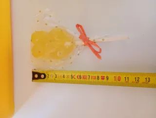 Piruleta de jabón amarilla olor limon