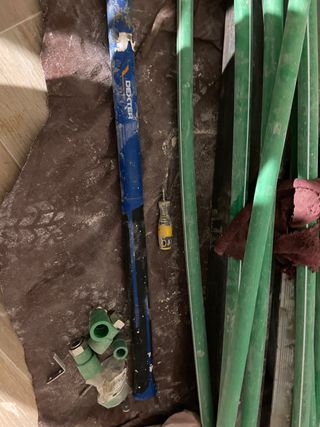 Mazo de obra, mallo, martillo 0,5 kg y 57cm.