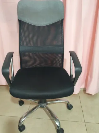 Silla de oficina ergonómica