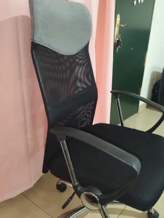 Silla de oficina ergonómica