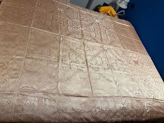 Copriletto vintage albicoccha con fantasia