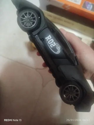 Coche teledirigido negro