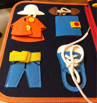 Jogo educativo espaço planetas animais