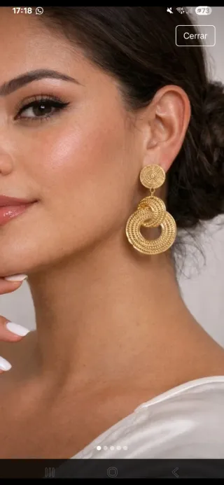 Pendientes dorados nuevos