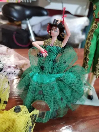Muñecas flamencas vestimenta típica España
