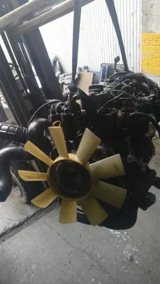 Volkswagen LT28 2004