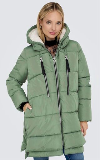 Abrigo ONLY verde Talla M (grande, casi L)