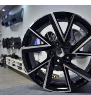 JUEGO DE 4 LLANTAS 18 R-LOOK STYLE VW036