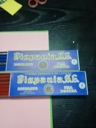 Caja 12 Lápices Hispania sello Oro Nuevos años 80