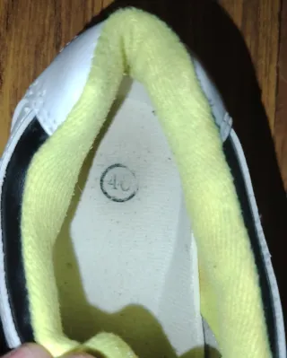 Zapatillas deportivas Butterfly blancas y amarilla