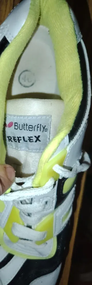 Zapatillas deportivas Butterfly blancas y amarilla
