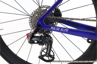 Megamo Pulse Elite AXS 12V (carretera) t.54 Reacondicionada