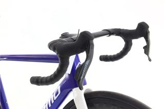 Megamo Pulse Elite AXS 12V (carretera) t.54 Reacondicionada