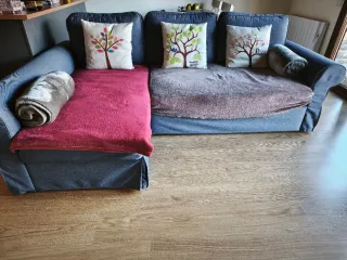 Sofá chaise longue azul