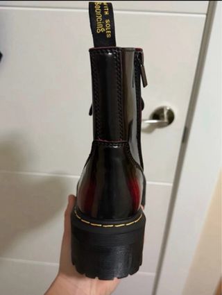 Botas Dr. Martens Negras y Rojas