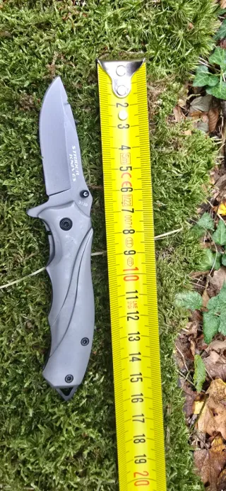 Navaja Strider Knives