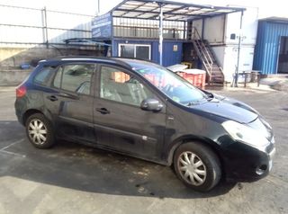 Renault 529803 8200586844 piloto tras der clio iii