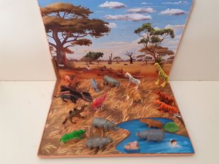 Diorama Safari Africano con Animales Miniatura