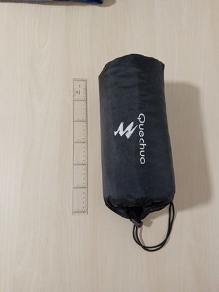 Aisalante, Esterilla Quechua azul y negra hinchabl