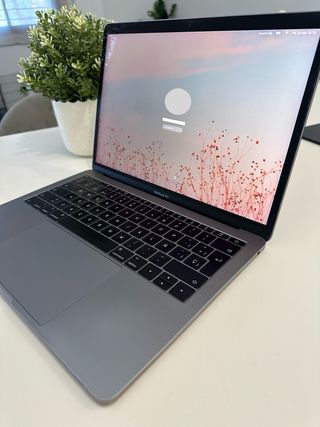 MacBook Pro en perfecto estado (2017. 2,3 GHz i5)