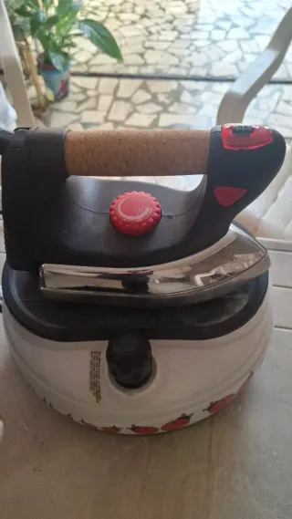 Ferro da stiro Termozeta Coco 2000W