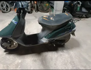 Honda Visión 75cc Scooter