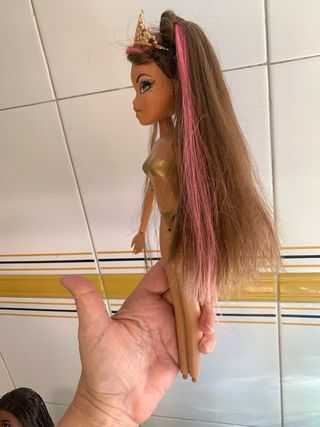 Muñeca BRATZ STUNNERZ JASMIN NRFB